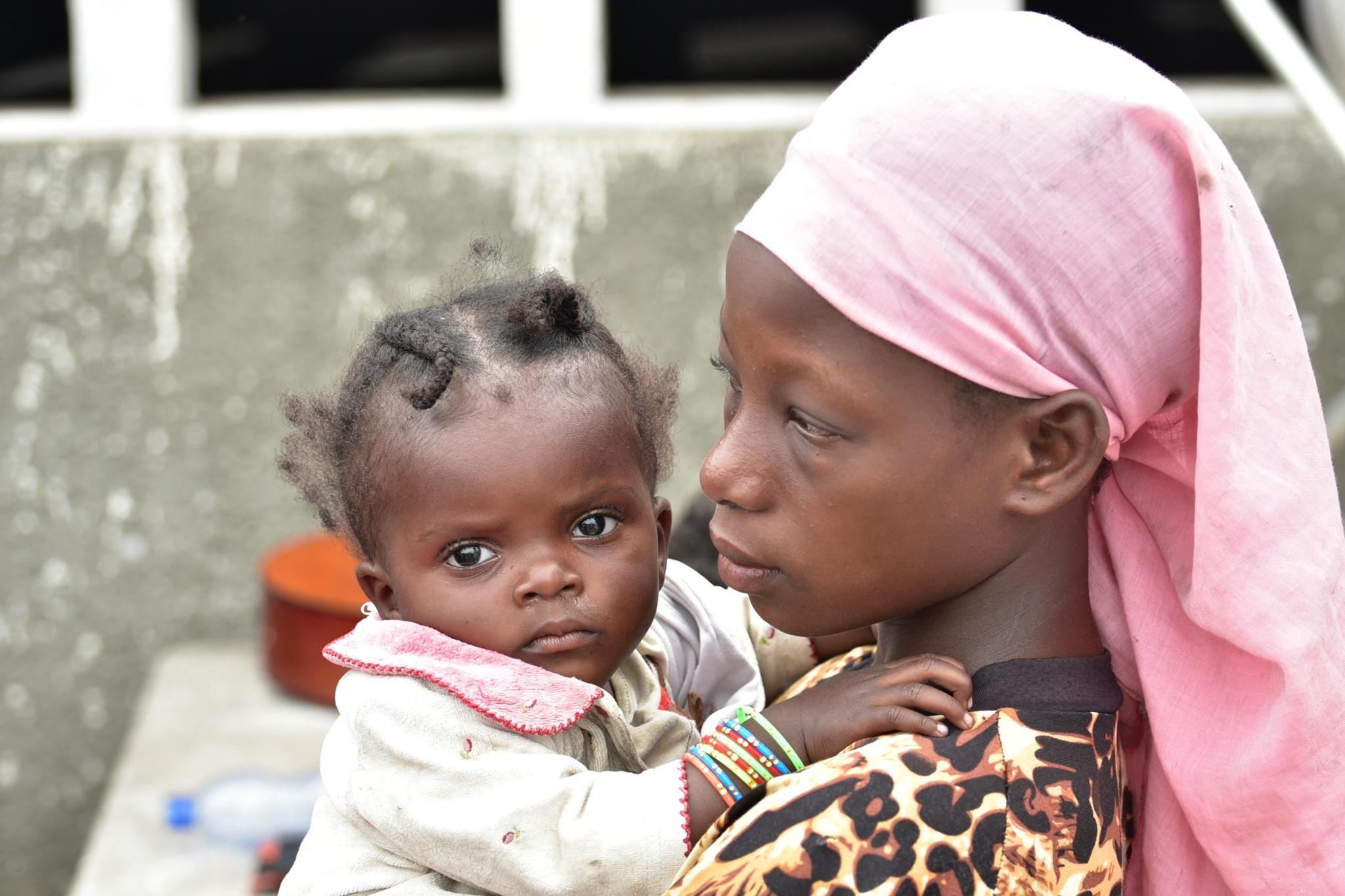 Care for Pregnant Women at Monkole. Amigos de Monkole Foundation