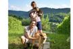 Help Elisa and Guille ban the sale of live animals in markets