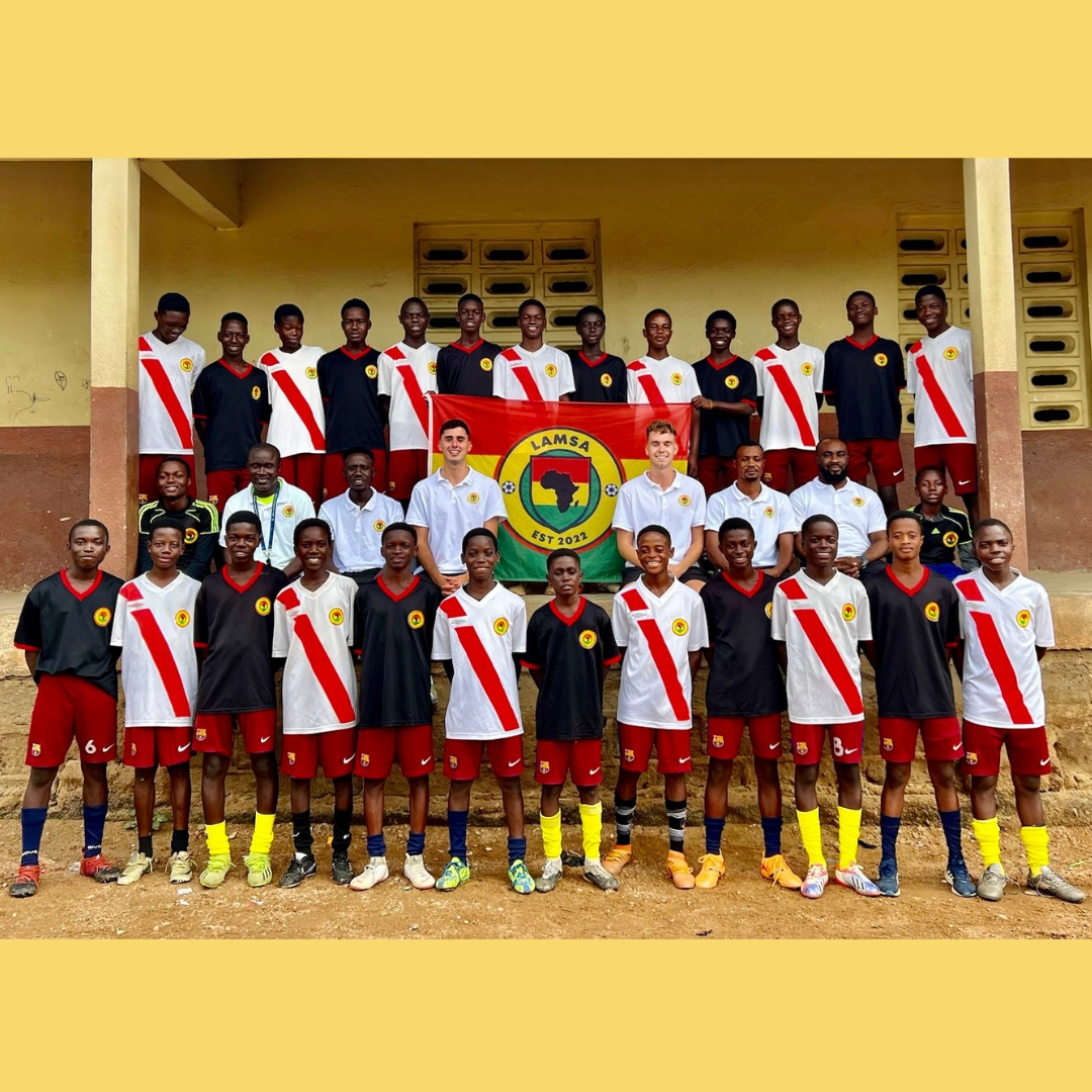 Academia de fútbol en Ghana - LAMSA