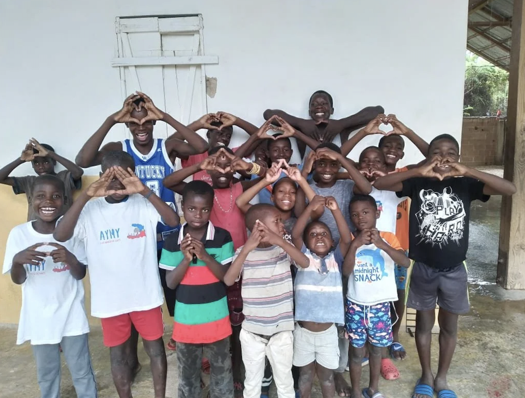 Fundación AYMY