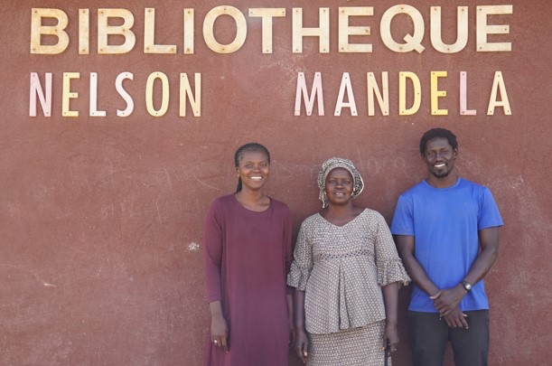 Fundació Lluís Llach (Oficial)