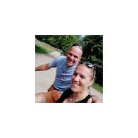 Lars + Leoni Robin Hood Estate